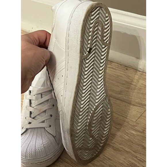Adidas Superstar All White 4y 6W - Picture 2 of 3
